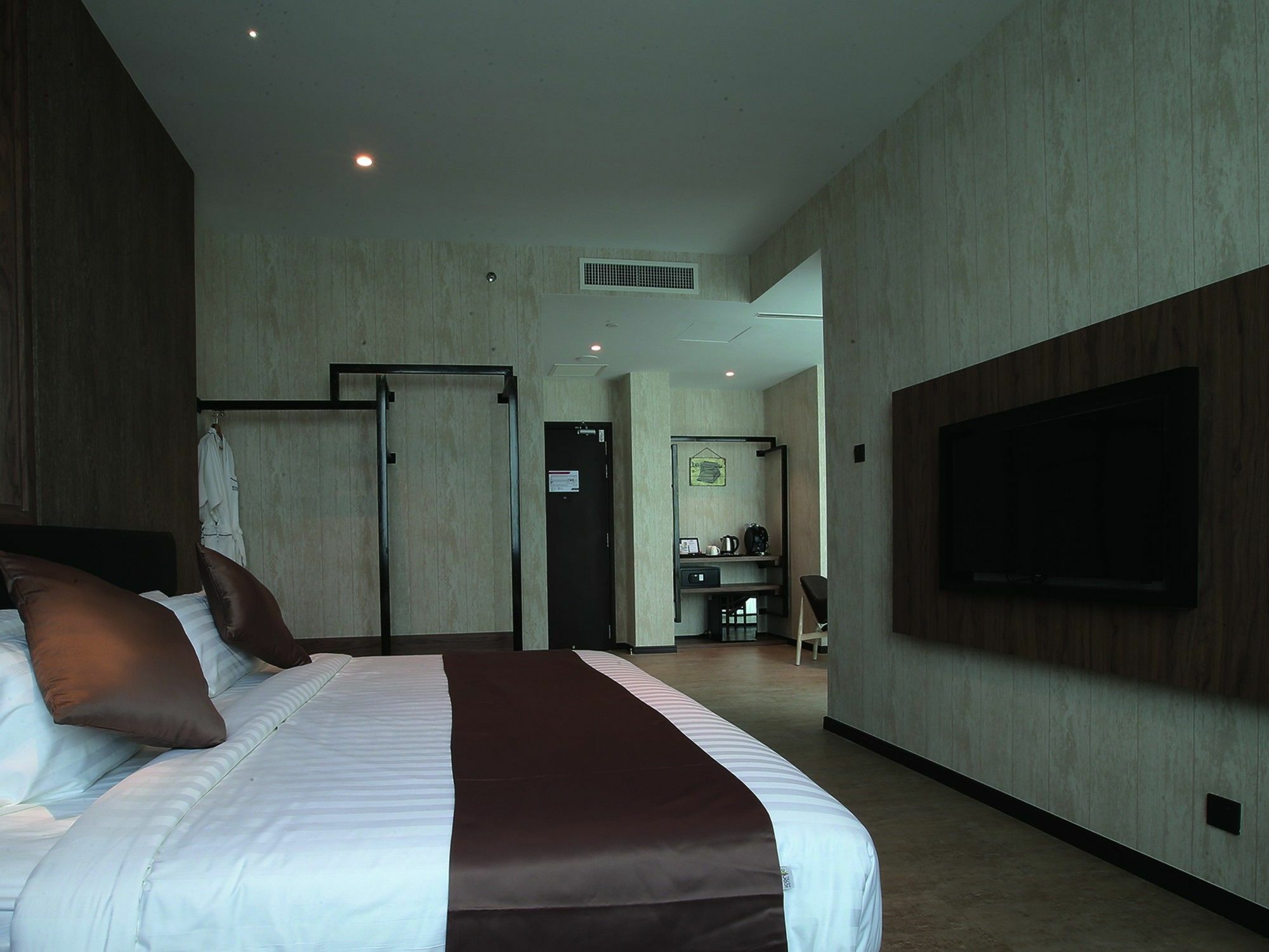 Iconic Hotel Bukit Mertajam Buitenkant foto